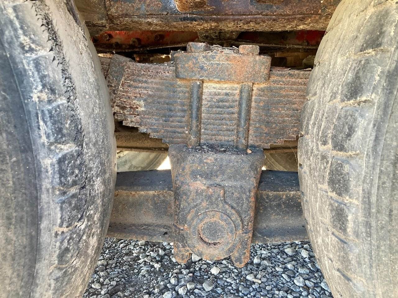 1986 Hendrickson RT Suspension for a Volvo WX For Sale Des Moines, IA