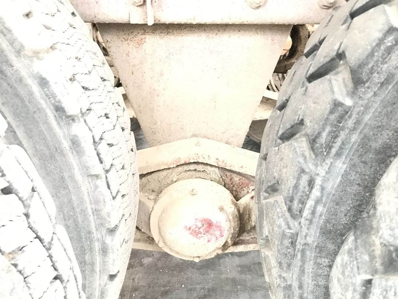 1998 Hendrickson RT Suspension for a Mack RD600 For Sale Council