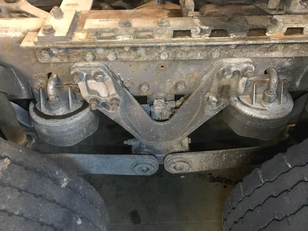 1999 Kenworth AG400 Suspension for a Kenworth T2000 For Sale