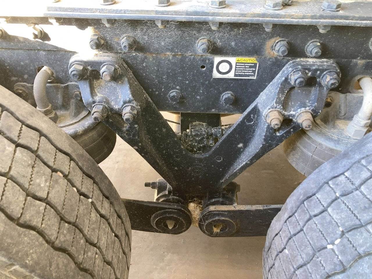 2015 Kenworth AG400 Suspension for a Kenworth T680 For Sale Winimac