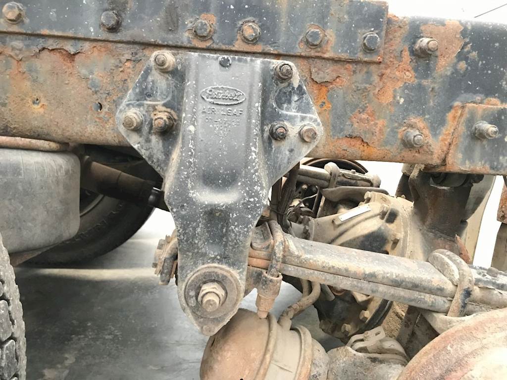 1999 Peterbilt AIR LEAF Suspension for a Peterbilt 379 For Sale
