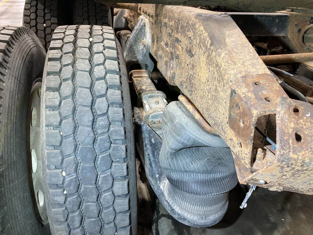 1994 Peterbilt AIR LEAF Suspension for a Peterbilt 379 For Sale Sioux