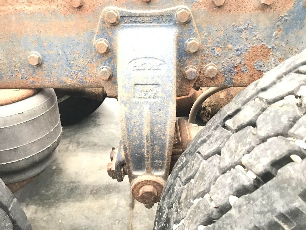 1990 Peterbilt AIR LEAF Suspension for a Peterbilt 379 For Sale