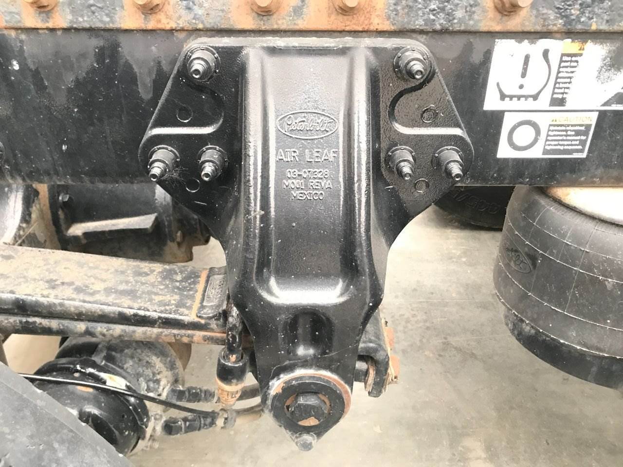 2014 Peterbilt AIR LEAF Suspension for a Peterbilt 386 For Sale