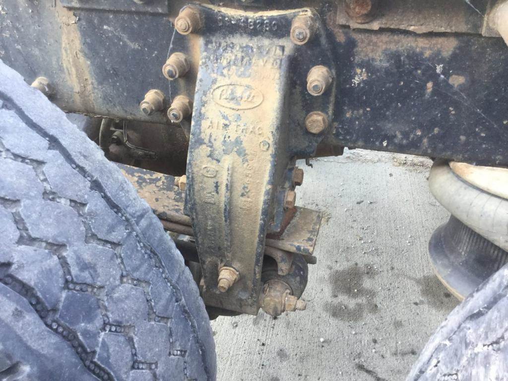 2002 Peterbilt Air Trac Suspension for a PETERBILT 379 For Sale Kansas City, MO 24674939