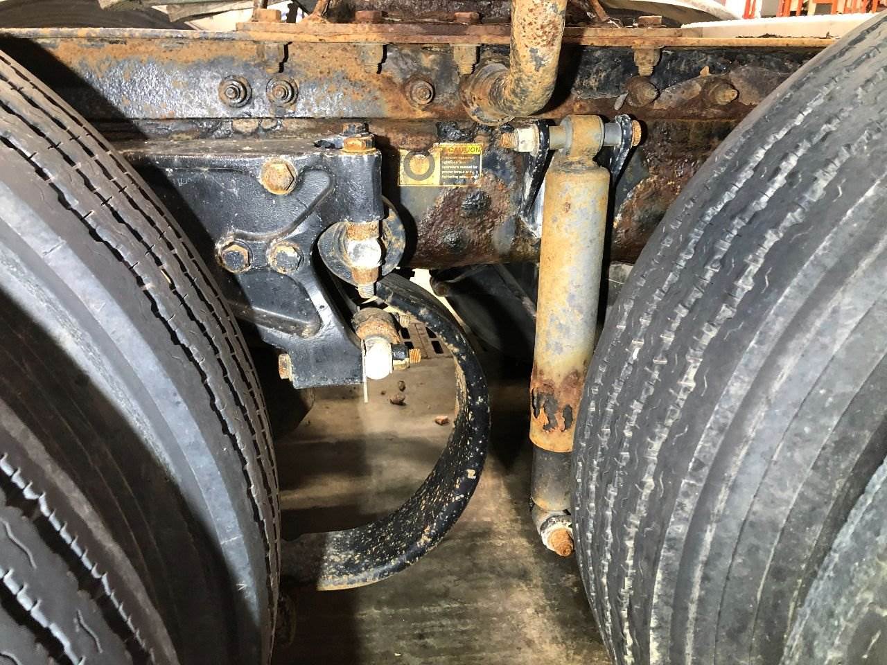 2012 Peterbilt FLEX AIR Suspension for a Peterbilt 386 For Sale Sioux