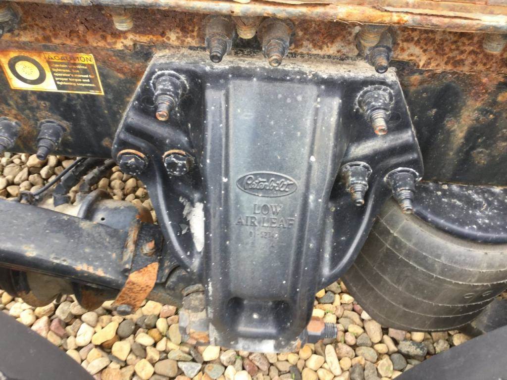 2011 Peterbilt LOW AIR LEAF Suspension for a PETERBILT 386 For Sale