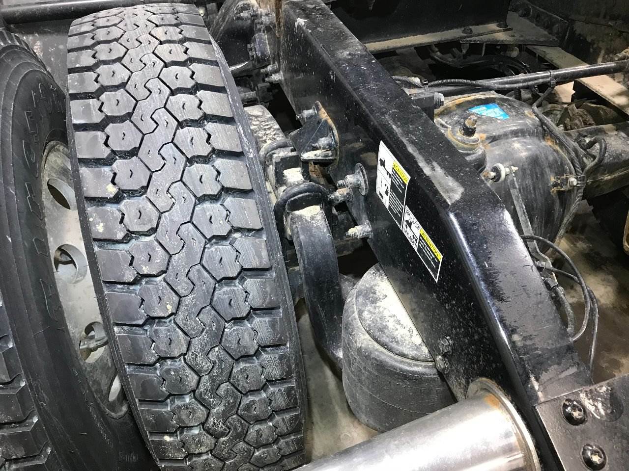 2016 Peterbilt LOW AIR LEAF Suspension for a Peterbilt 579 For Sale