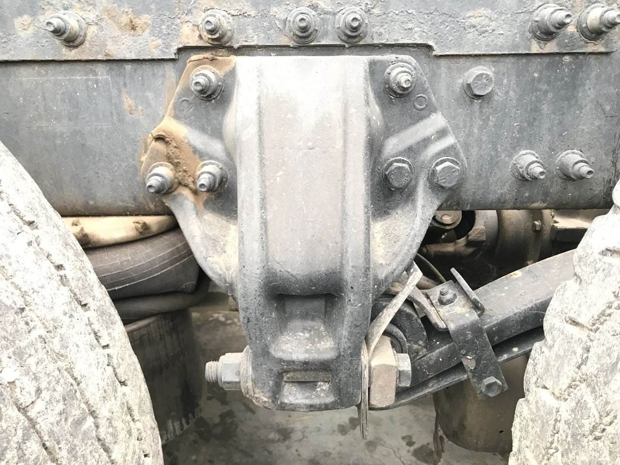 2016 Peterbilt LOW AIR LEAF Suspension for a Peterbilt 389 For Sale