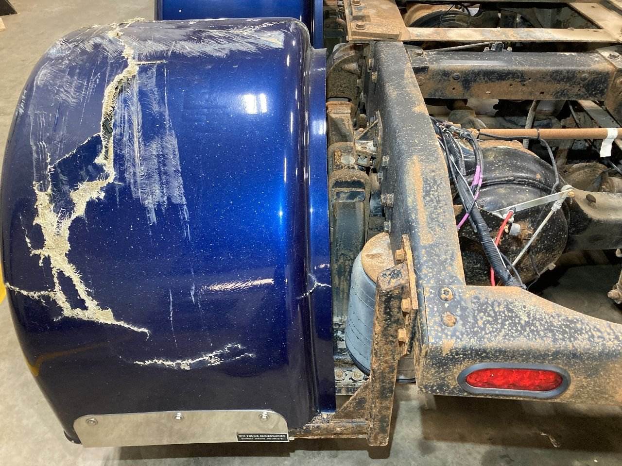 1998 Peterbilt LOW AIR LEAF Suspension for a Peterbilt 379 For Sale