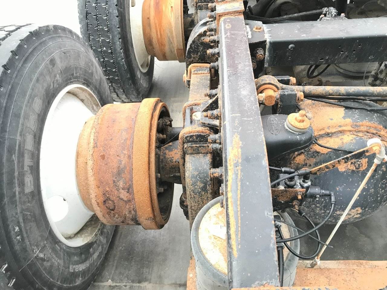 2004 Peterbilt LOW AIR LEAF Suspension for a Peterbilt 387 For Sale