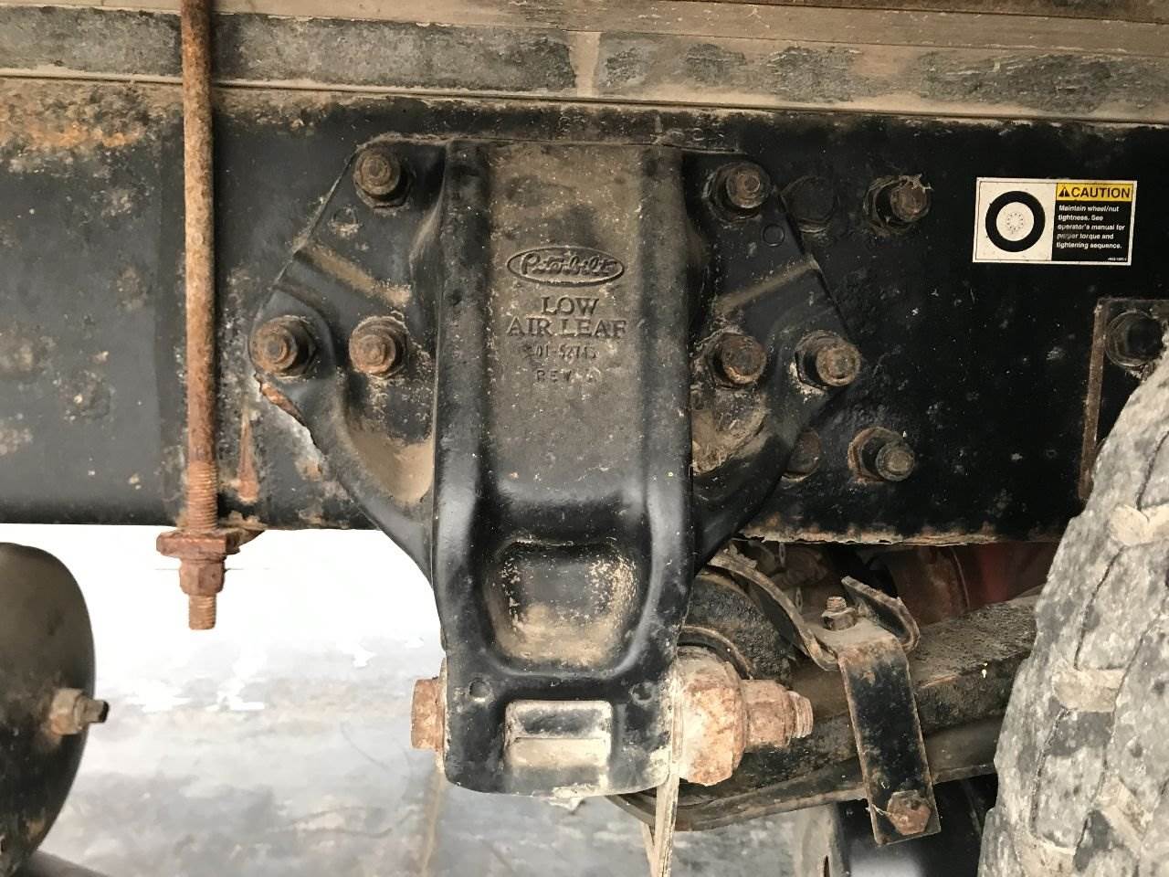 2005 Peterbilt LOW AIR LEAF Suspension for a Peterbilt 335 For Sale