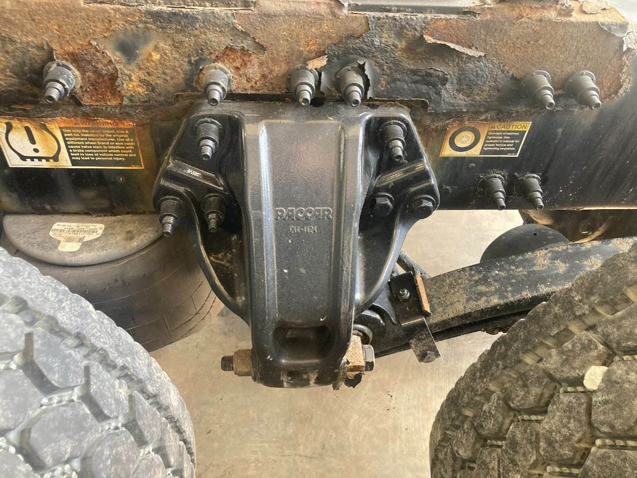 2014 Peterbilt LOW AIR LEAF Suspension for a Peterbilt 579 For Sale