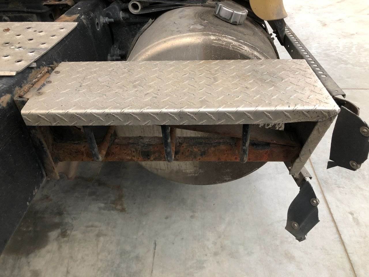 2015 ANY Tire Chain Hanger for a Freightliner Cascadia For Sale