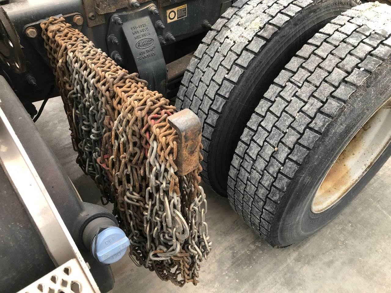 2018 ANY Tire Chain Hanger for a Peterbilt 579 For Sale Council