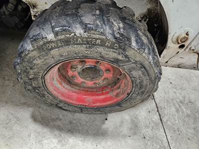 Bobcat 7753 Tire & Rim
