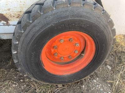 Bobcat 843 Tire & Rim