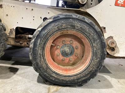 Bobcat S185 Tire & Rim