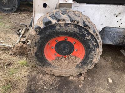 Bobcat S740 Tire & Rim