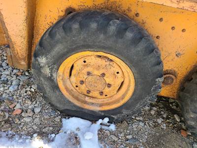 Case 1830 Tire & Rim