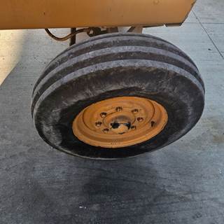 Case 480D Tire & Rim