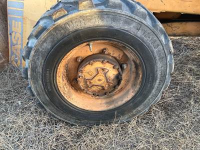 Case 580E Tire & Rim