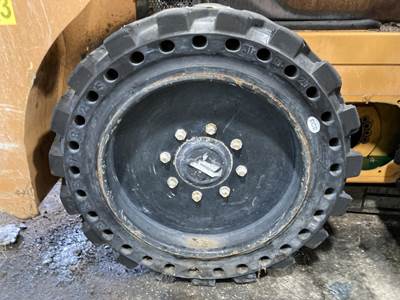 Case SR160 Tire & Rim
