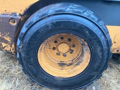 Case SV280 Tire & Rim