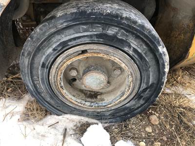 Caterpillar P5000 Tire & Rim for a Caterpillar P5000-LP