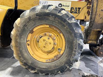 Caterpillar TH460B Tire & Rim