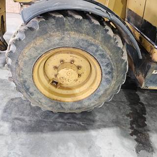 Caterpillar TH63 Tire & Rim