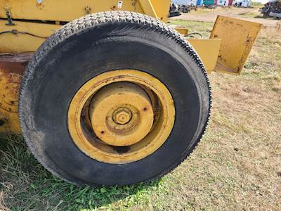 Galion T600B Tire & Rim