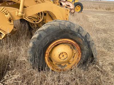 Galion T600B Tire & Rim