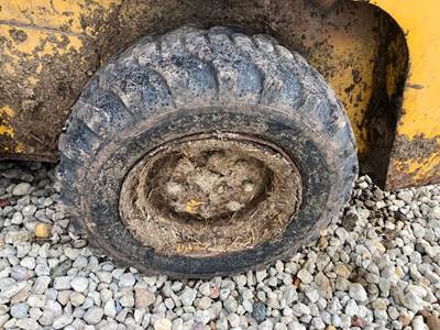 Gehl 4635SX Tire & Rim