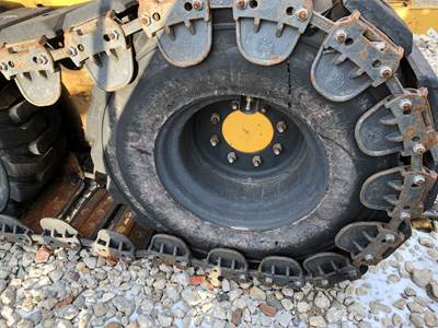 Gehl 5640 Tire & Rim