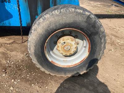 Genie S80U Tire & Rim