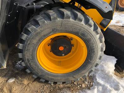 JCB HD110WT Tire & Rim