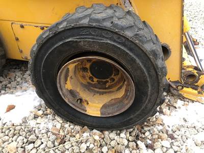 John Deere 260 Tire & Rim