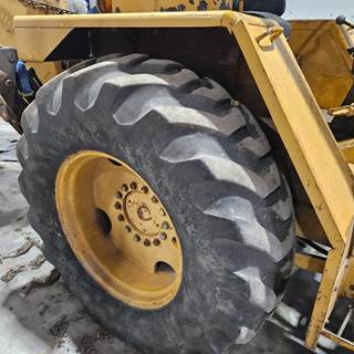 John Deere 500C Tire & Rim