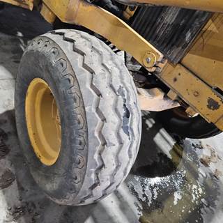 John Deere 500C Tire & Rim