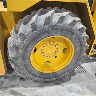 John Deere 510 Tire & Rim