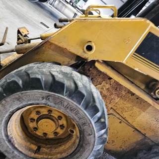 John Deere 8875 Tire & Rim