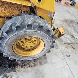 John Deere 8875 Tire & Rim