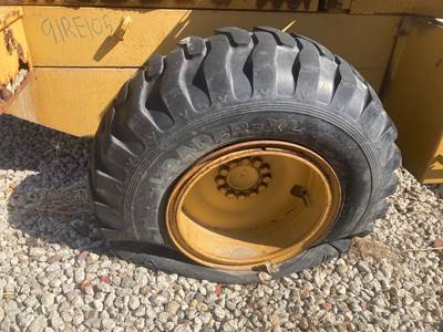 Kawasaki 60Z2 Tire & Rim