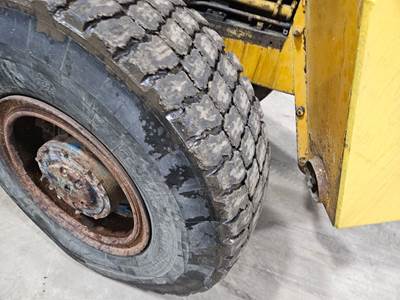 Michigan 75DGM Tire & Rim