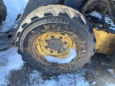 New Holland L175 Tire & Rim