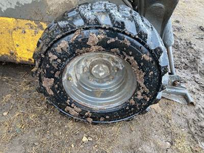 New Holland L228 Tire & Rim