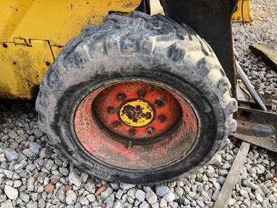 New Holland LS170 Tire & Rim