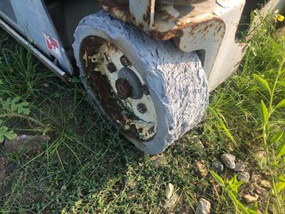 Skyjack SJIII 3219 Tire & Rim