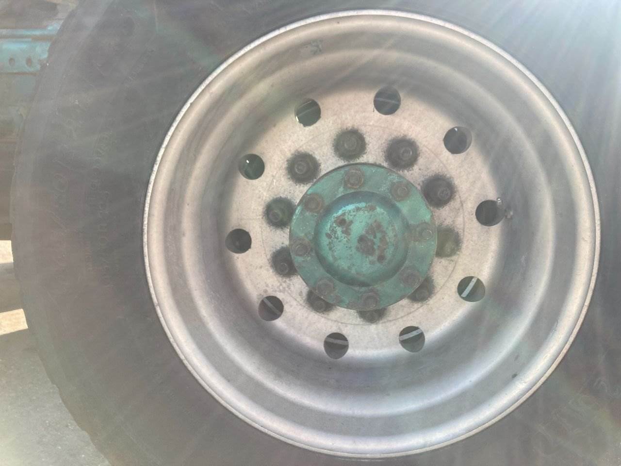 2012 PILOT SUPER SINGLE Tire & Rim for a Freightliner Columbia 120 For